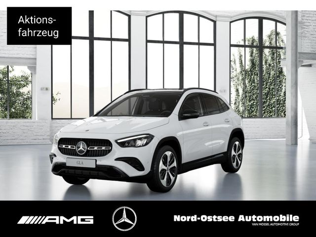 Mercedes-Benz GLA 180 PROGRESSIVE NIGHT PANO KEYLESS DISTRONIC