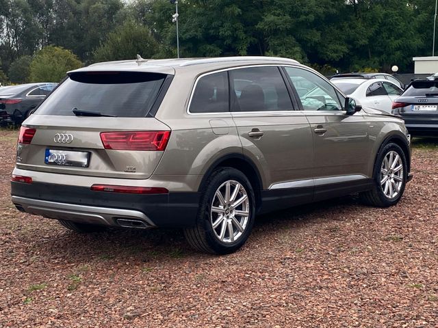 Audi Q7 3.0 TDI 272PS OFF ROAD/MATRIX/BOSE/NIGHT-VIS