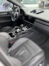 Porsche Cayenne - 10