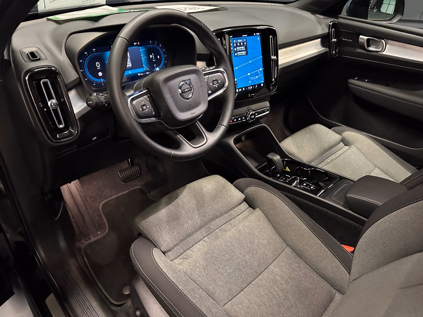 Volvo XC40 Plus Black Edition *20Zoll*360°*Privacy*LED, миниатюра 16