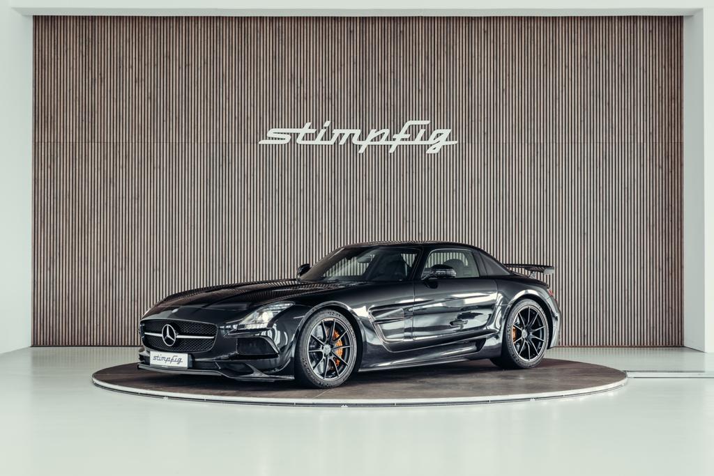 Mercedes-Benz SLS AMG Black Series, low mileage, Carbon