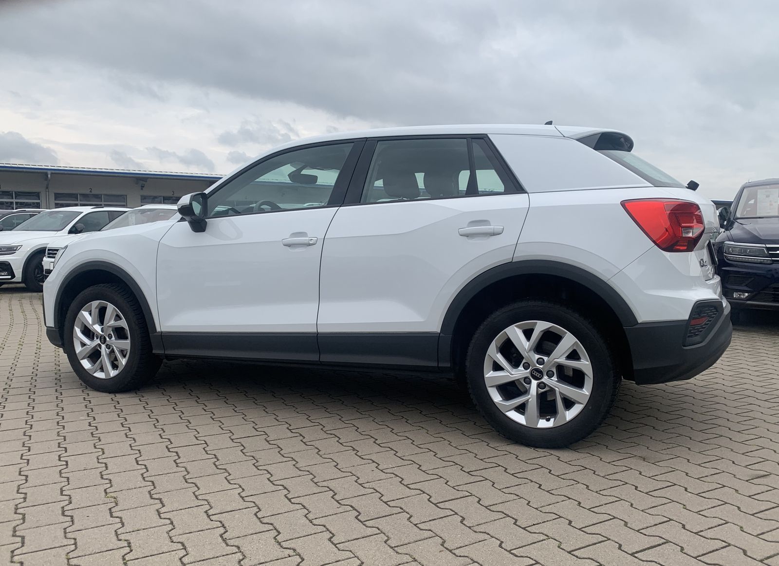 Fahrzeugabbildung Audi Q2 1.5 TFSI*Cam*Navi*LED*Klima*Assistenzpaket*
