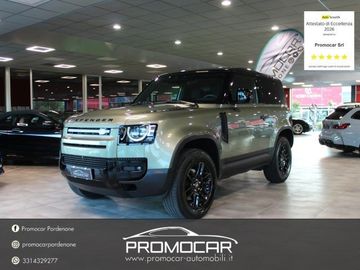 Land-Rover Defender - 1