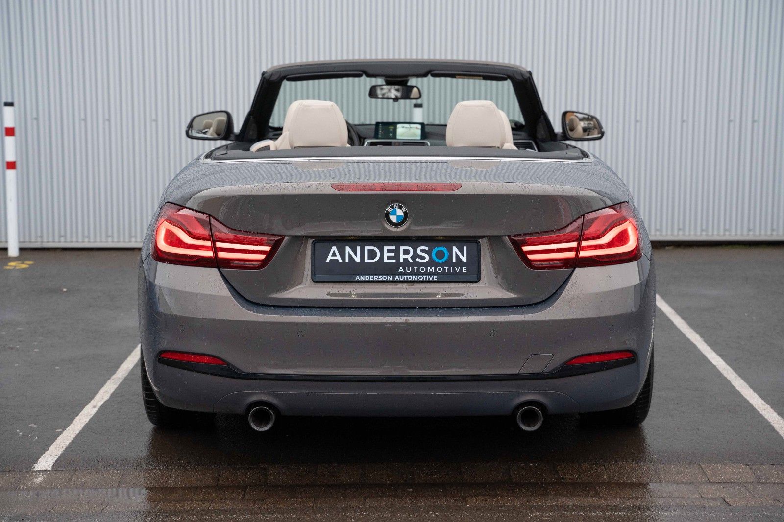 Fahrzeugabbildung BMW 440i CABRIO SPORT-LINE LED H&K KAM HUD 360° LEDE