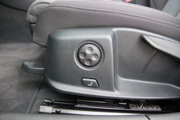 Audi A4 Avant 40 TDI S-line Optik blackLEDNAVIPANO