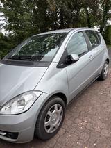 Mercedes-Benz A 160 BlueEFF. Special Edit. - Mercedes-Benz A 160 Gebrauchtwagen in Nürnberg