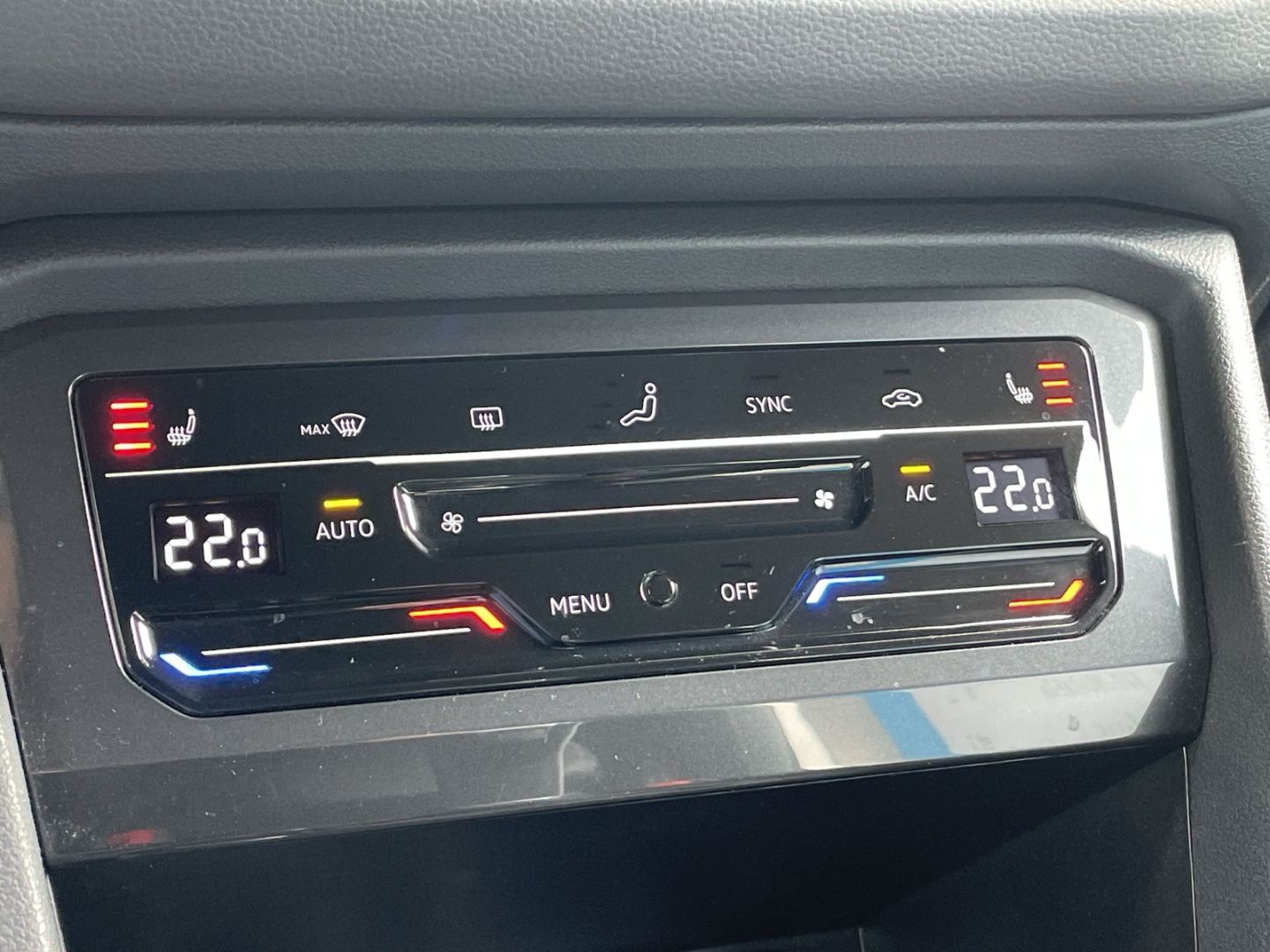 Tiguan Allspace 2.0 TDI R-Line 4Motion AHK/Pano 