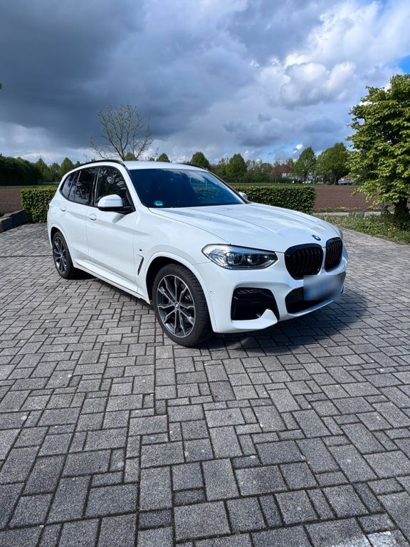 Image of BMW X3 M40