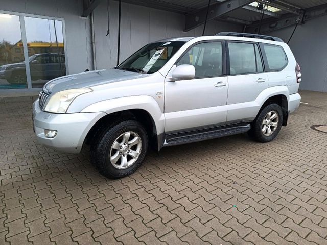 Toyota Landcruiser J12 3.0