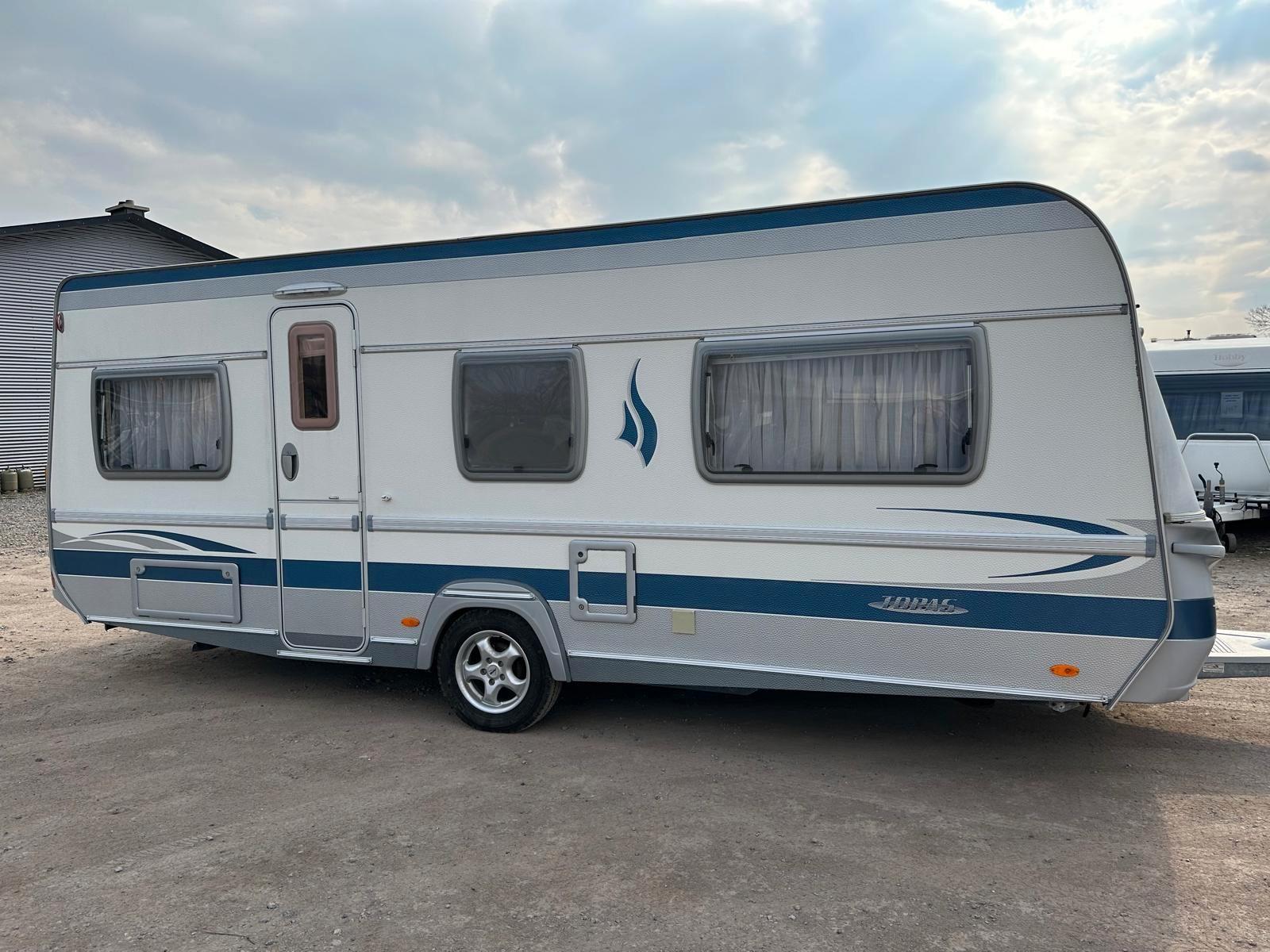 Fendt 560 TGC Topas EINZELBETTEN 1700 KG