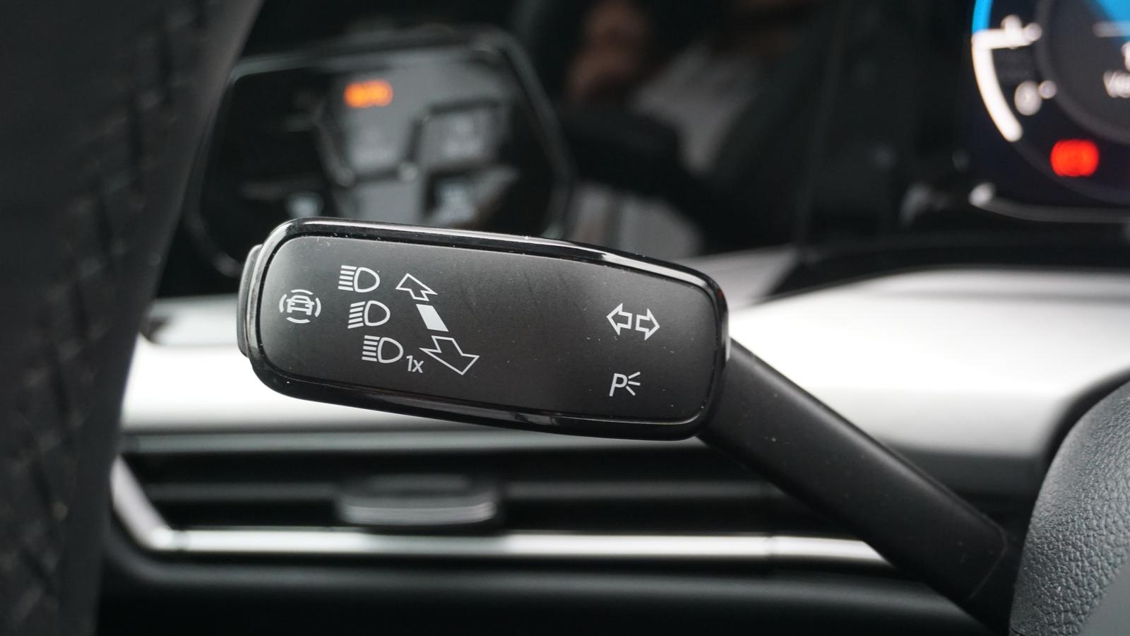 Volkswagen Golf VIII Variant Life eTSI LED Navi ACC AHK PDC, миниатюра 18