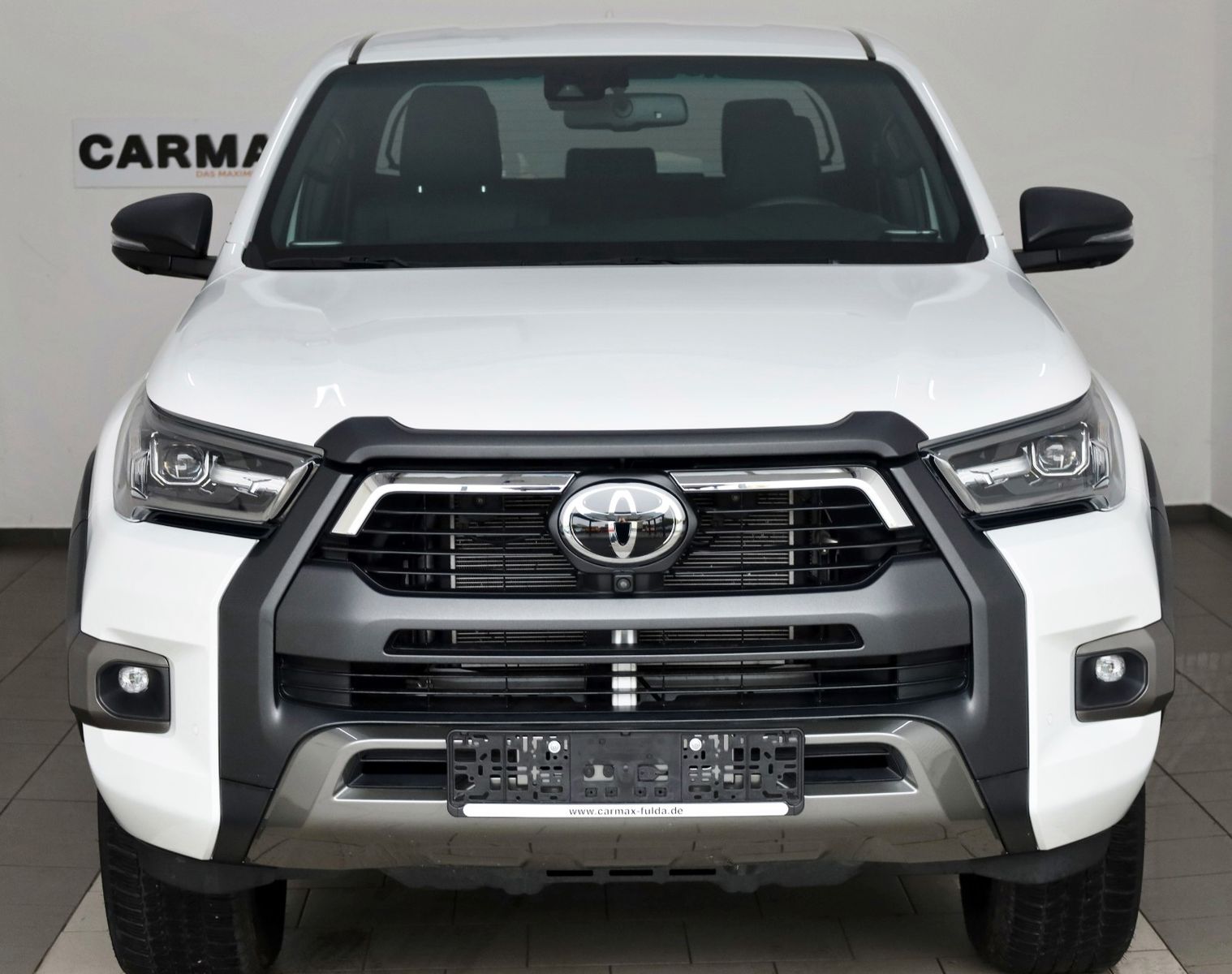Fahrzeugabbildung Toyota Hilux 2.8 D-4D Invincible,DOKA,ACC,Leder,Nav,AHK