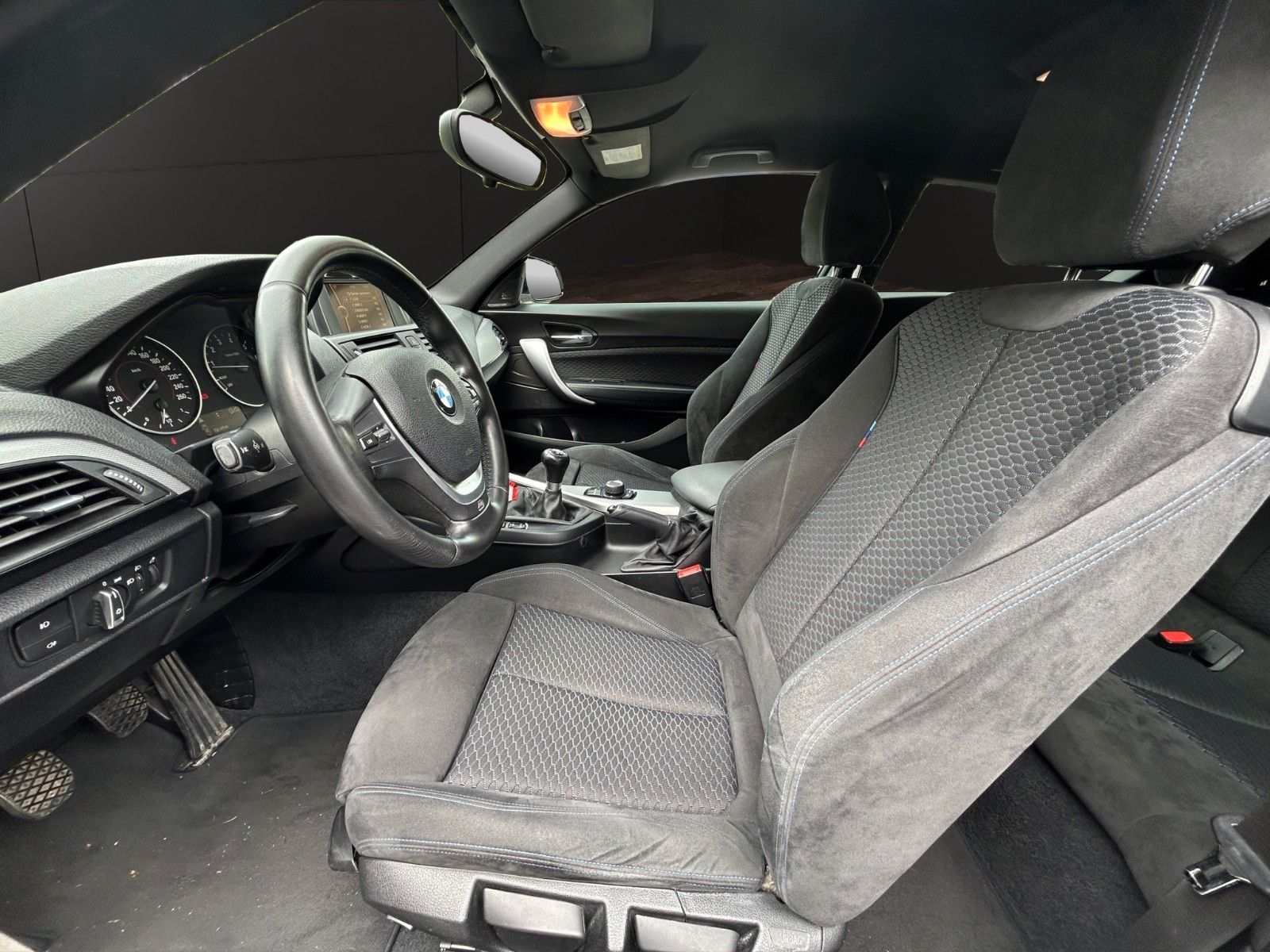 Fahrzeugabbildung BMW 116  3-trg. M Sport Paket