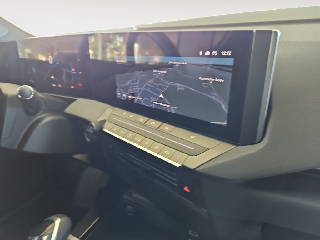 Fahrzeugabbildung Opel Astra 1.2 Turbo GS Navi Sitzheizung Allwetter ..