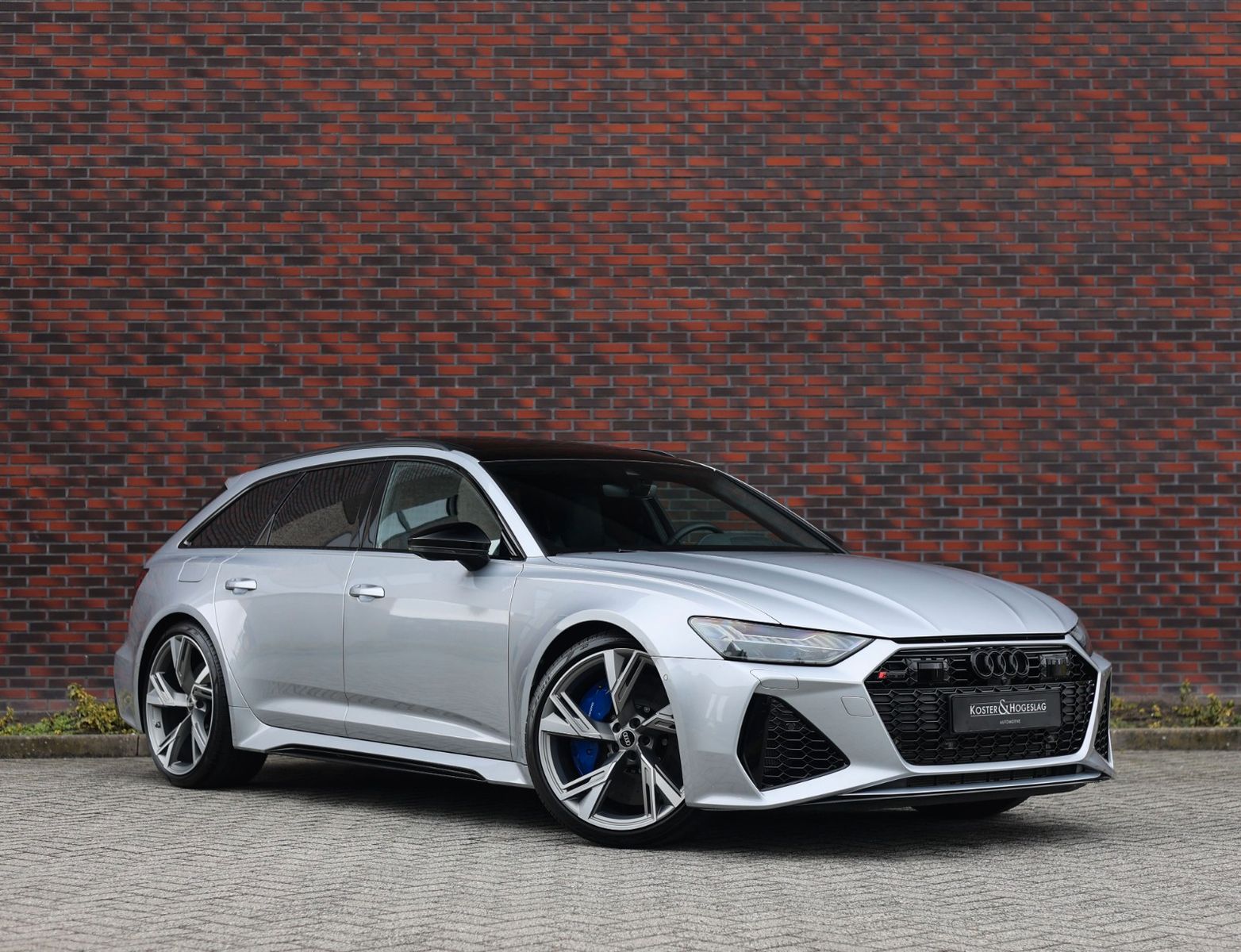 AUDI RS6 Avant 4.0 TFSI quattro | Audi Exclusive