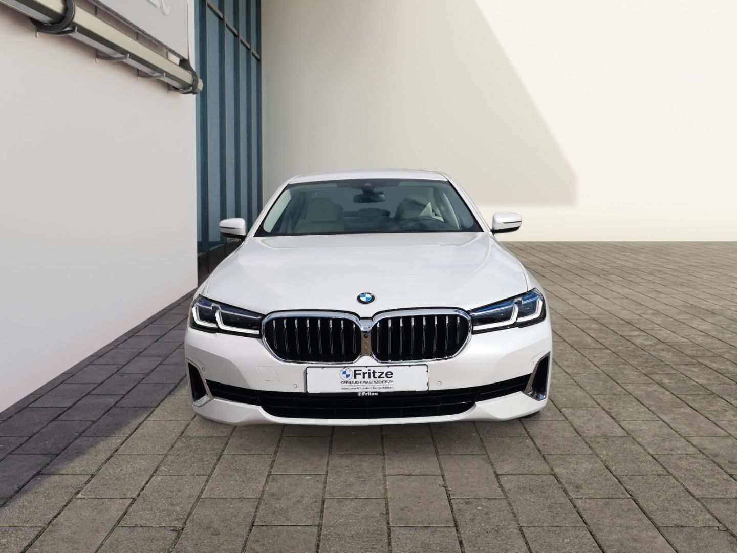 BMW 530 i xDr. Luxury Line LASER LEDER NAVI PDC SHZ foto 2