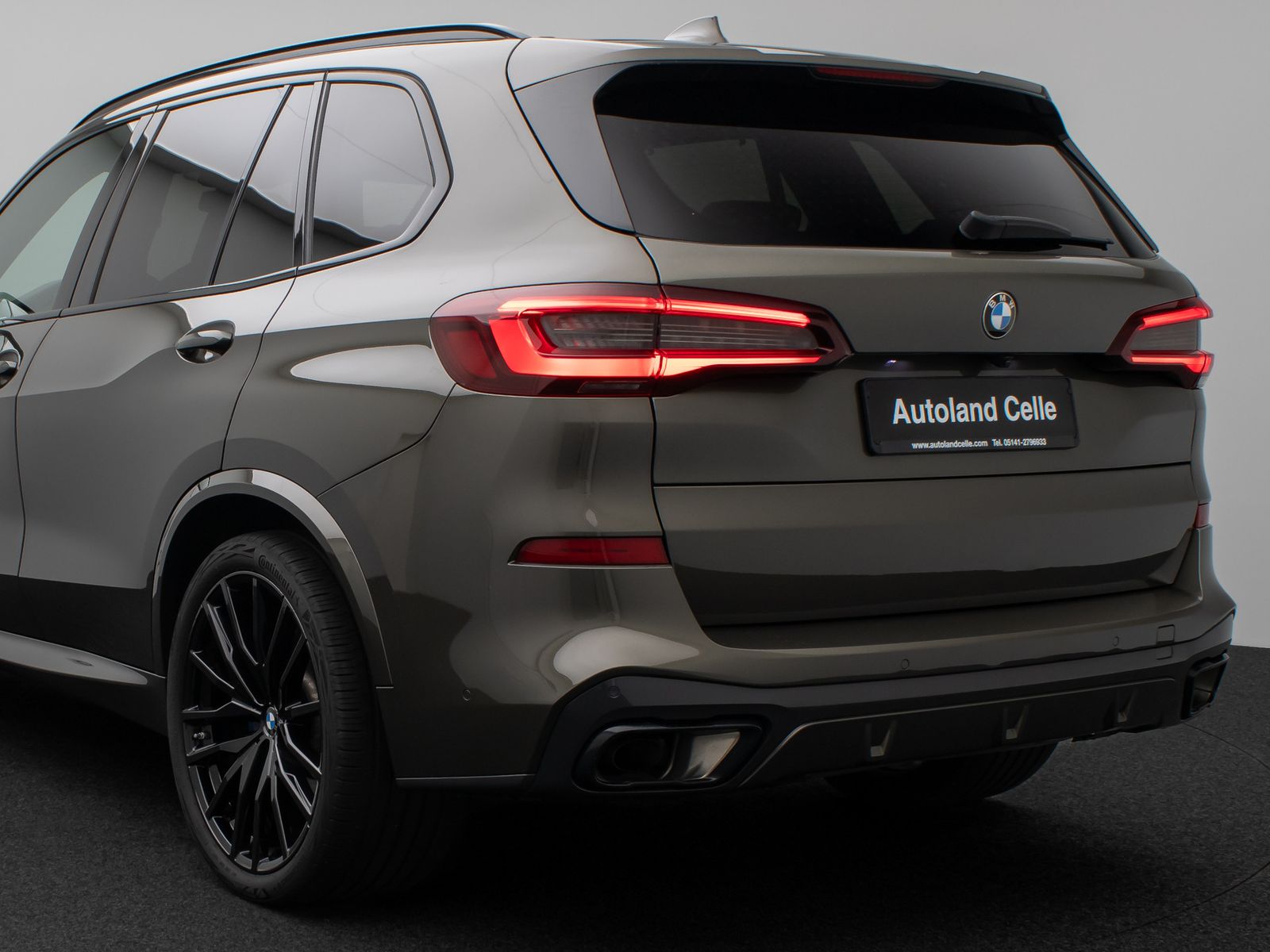 Fahrzeugabbildung BMW X5 xD40d M Sport Panorama Laser 360°HUD DAB H/K
