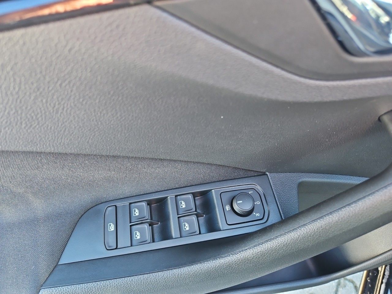 Fahrzeugabbildung SKODA Scala Selection 1.0 TSI 85 kW DSG,LED,Freisprech