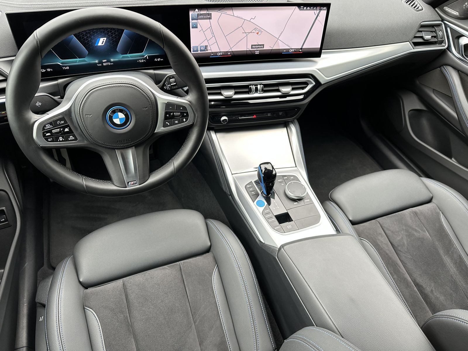 Fahrzeugabbildung BMW i4 40 eDrive M-Sport+NAV+LASER+ACC+360°CAM+AHK