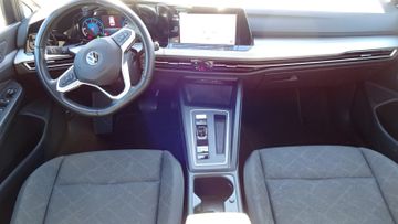 Volkswagen Golf - 8