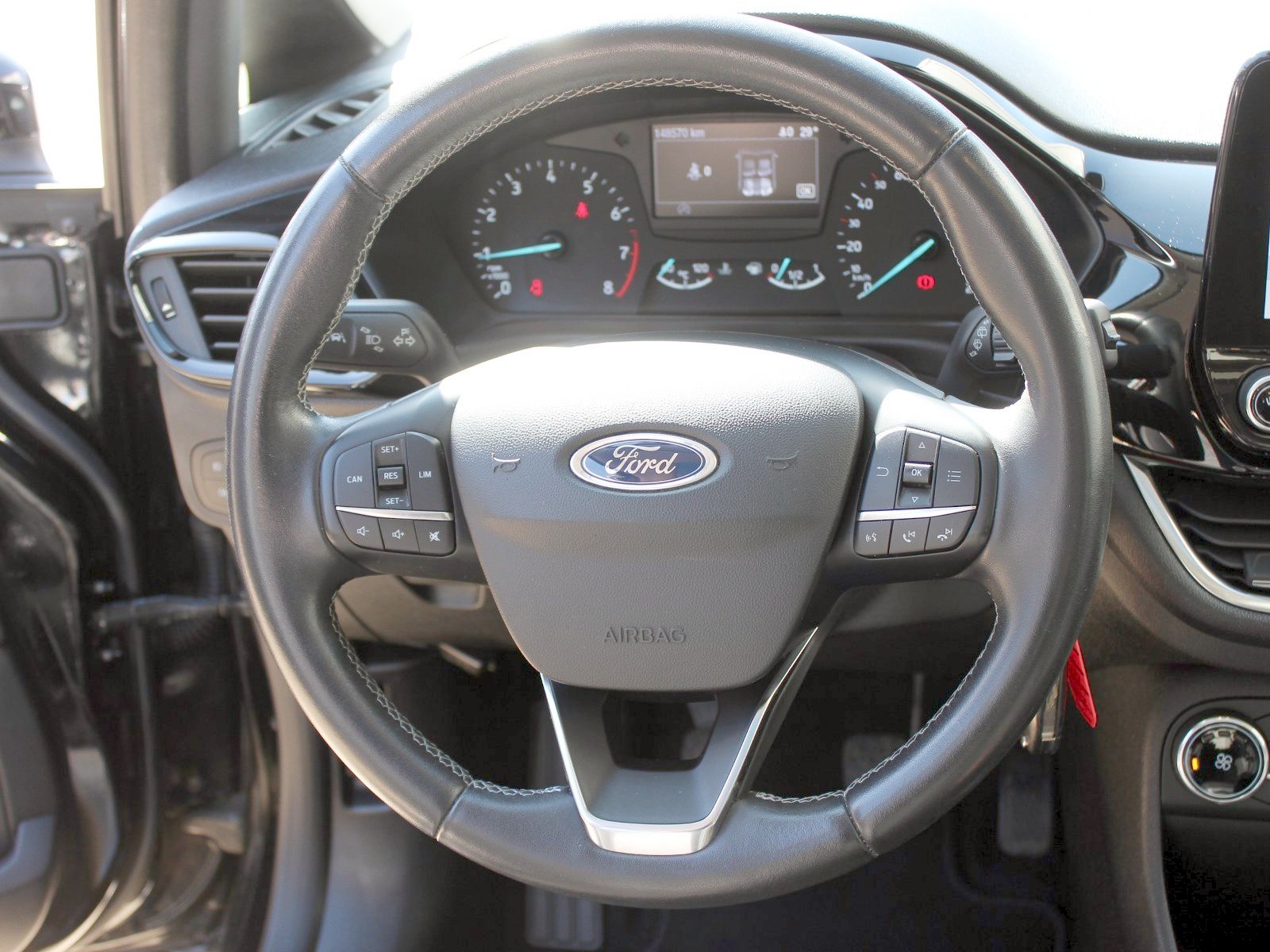 Fahrzeugabbildung Ford Fiesta Active 1,0 EcoBoost Start/Stopp
