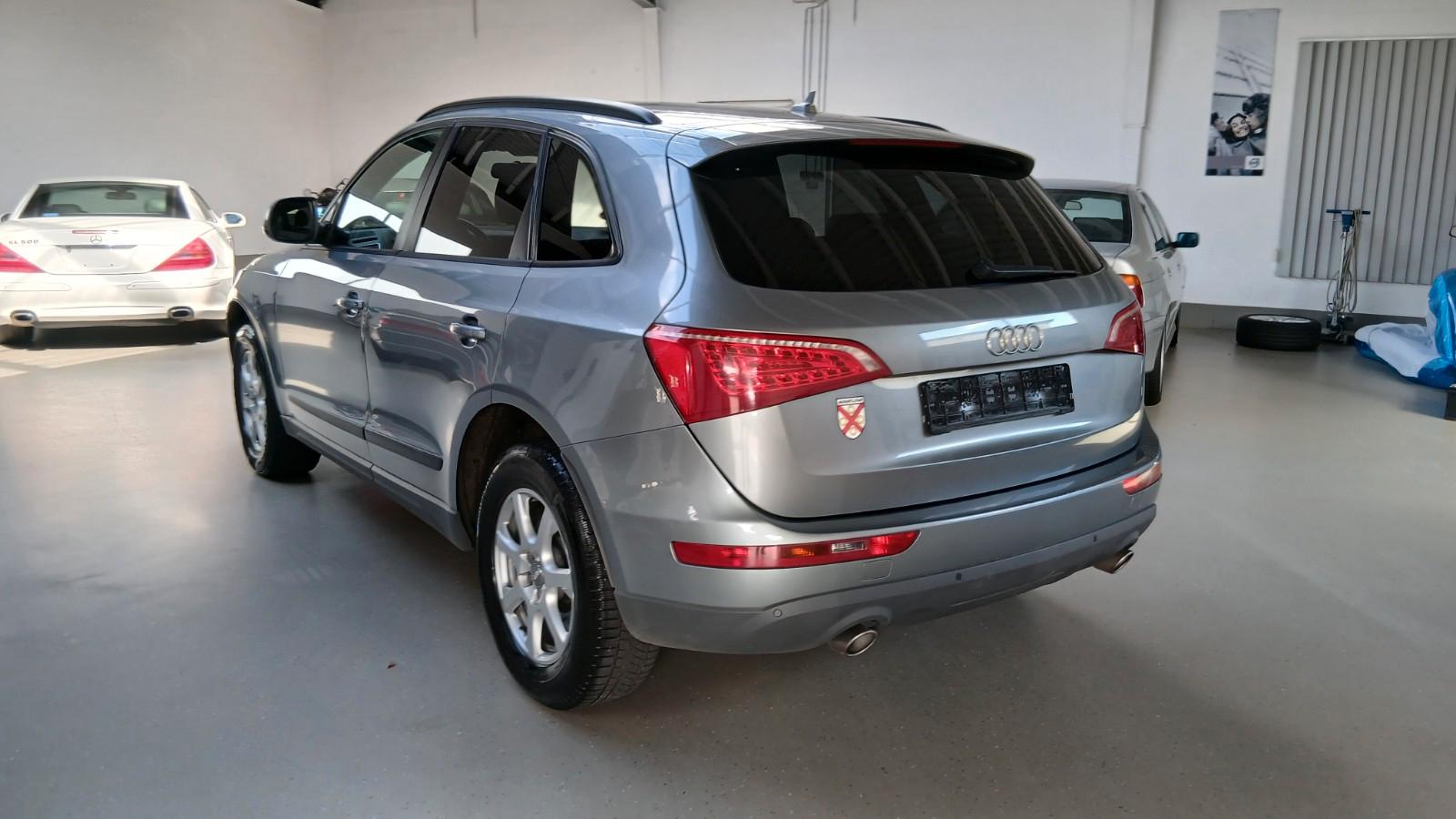 Audi Q5 3.0 TDI quattro 240 ch • S tronic • Cuir noir • Ciel Alcantara • Bi-Xénon • Attelage