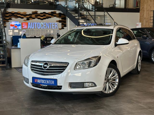 Opel Insignia A Sports Tourer Sport 4x4 *Xenon*1Hand*