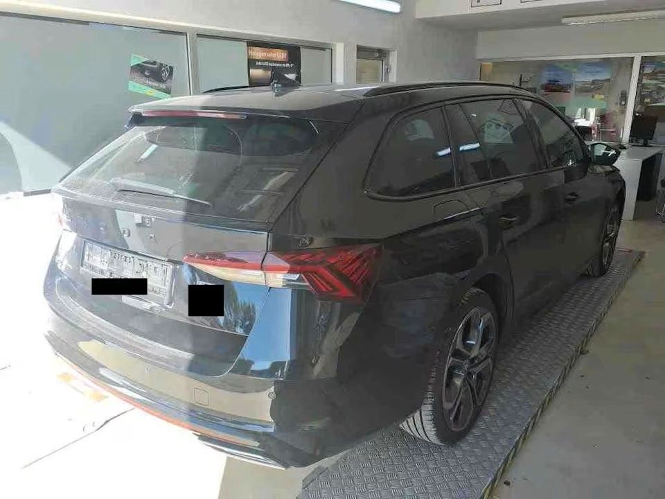 Skoda Octavia Combi RS iV Hybrid LED Top Zustand imagem 3