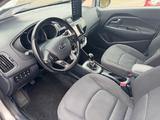 Kia Rio 1.4 Edition 7 - Kia Rio: 1.4