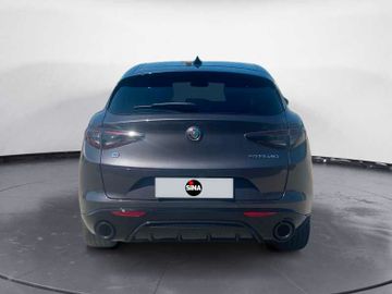 Alfa-Romeo Stelvio - 4