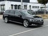 Volkswagen Passat R-Line Highline 4Motion NAVI Alcanta  - VW Passat Gebrauchtwagen in Nürnberg