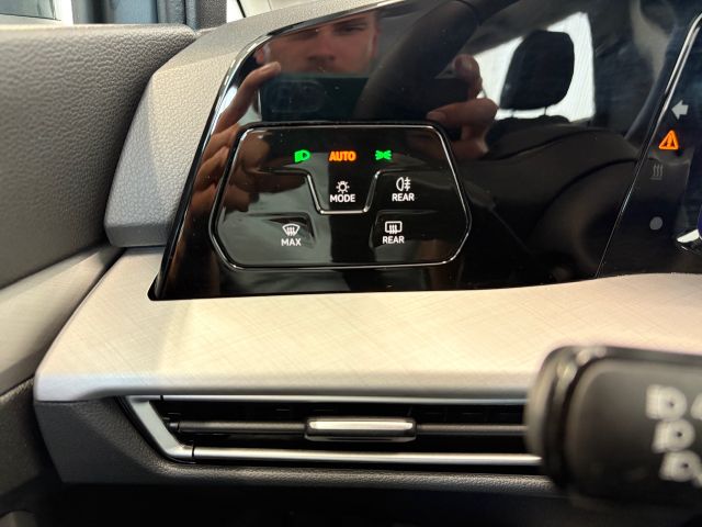 Golf VIII Variant Life 1.5 eTSI DSG LED TRAVEL A