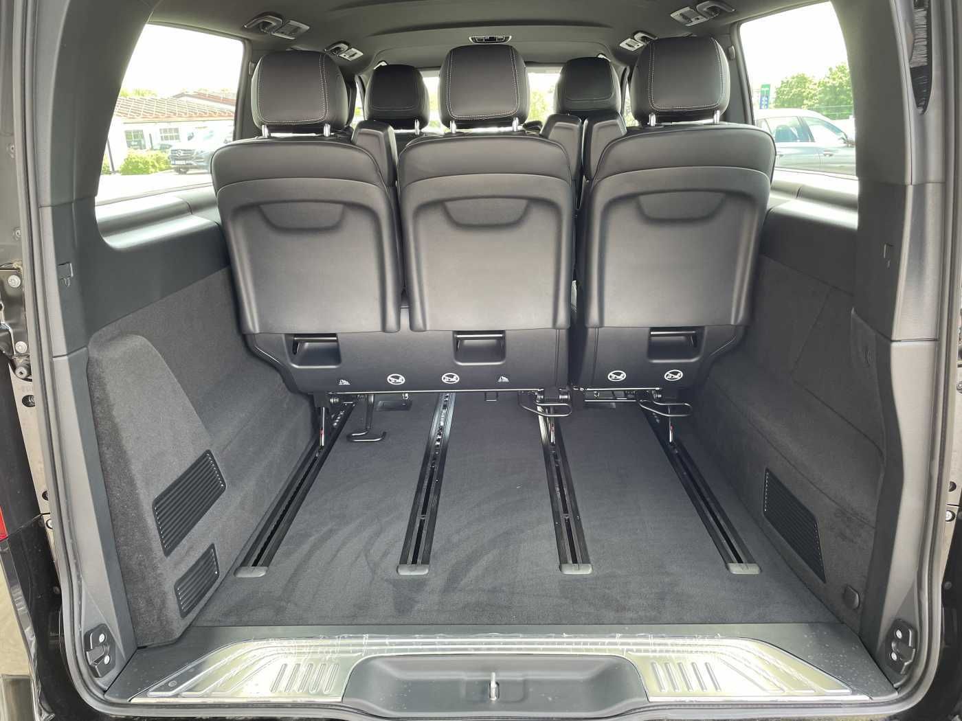 Fahrzeugabbildung Mercedes-Benz V 300 d AVA 4MATIC AMG Kühlschrank AIRMATIC