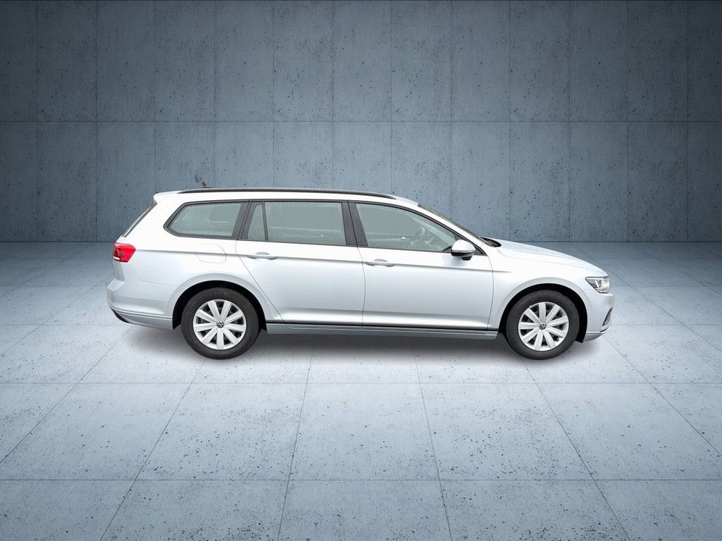 Volkswagen Passat Variant - Bild 8