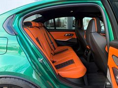 BMW M3 xDrive Competition/ H&K/ BICOLOR/ CARBON SEAT BMW M3 xDrive Competition/ H&K/ BICOLOR/ CARBON SEAT