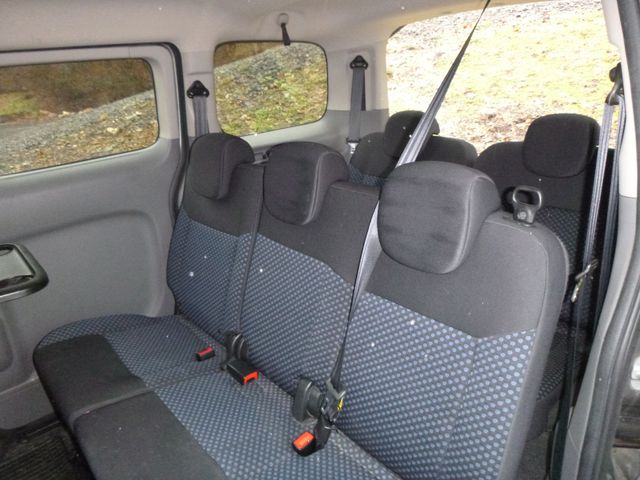 NV200 Evalia Premium 7-Sitzer