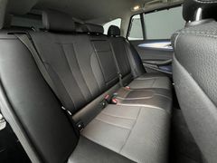 BMW 520 d M Sport Line / 2.HD / NUR 87.tKM /PANORAMA BMW 520 d M Sport Line / 2.HD / NUR 87.tKM /PANORAMA