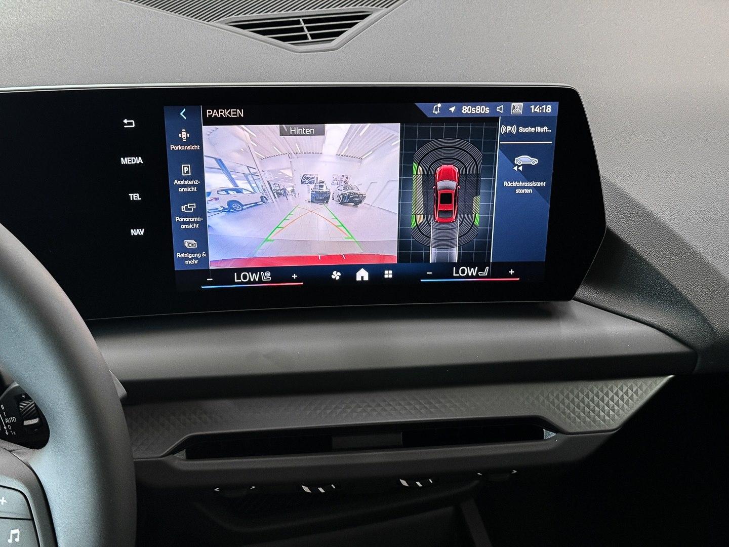 BMW 216 M Sport Design PANO LED NAVI LM
