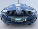 Skoda Octavia Combi 1.4 TSI e-Hybrid Style HeadUp Navi - Skoda Octavia: Style