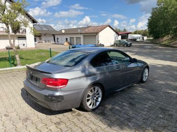 BMW 330 - 6