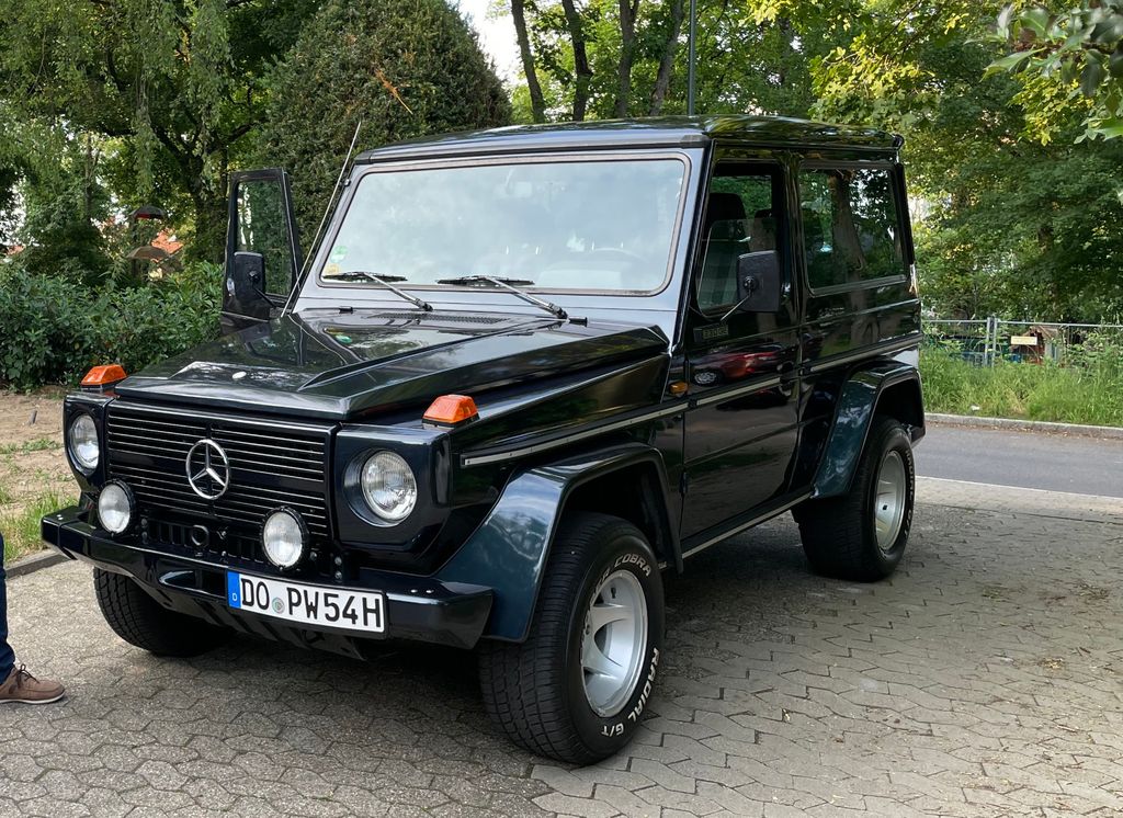 Mercedes-Benz G 230