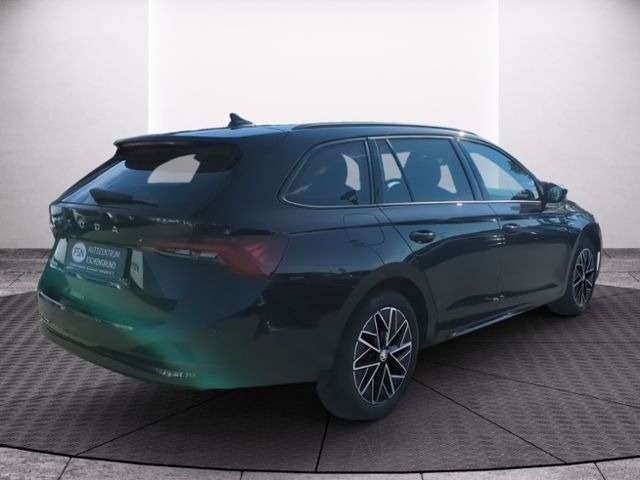 Fahrzeugabbildung SKODA Octavia Combi 2.0 TDI DSG Clever NAV AHK STANDHZ