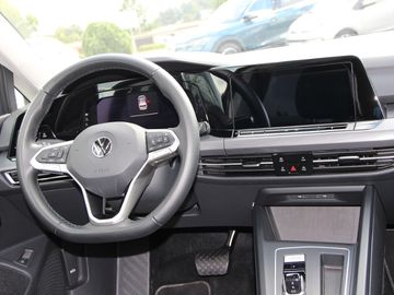 Volkswagen Golf VIII eHybrid Style KLIMA LED NAVI ALU