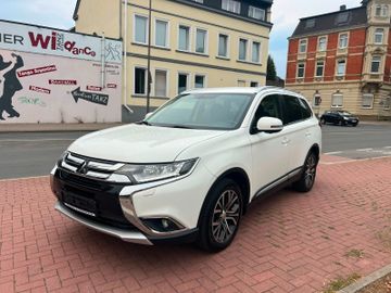 Mitsubishi Outlander - 3