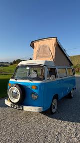 Volkswagen T2 - blaue Volkswagen T2