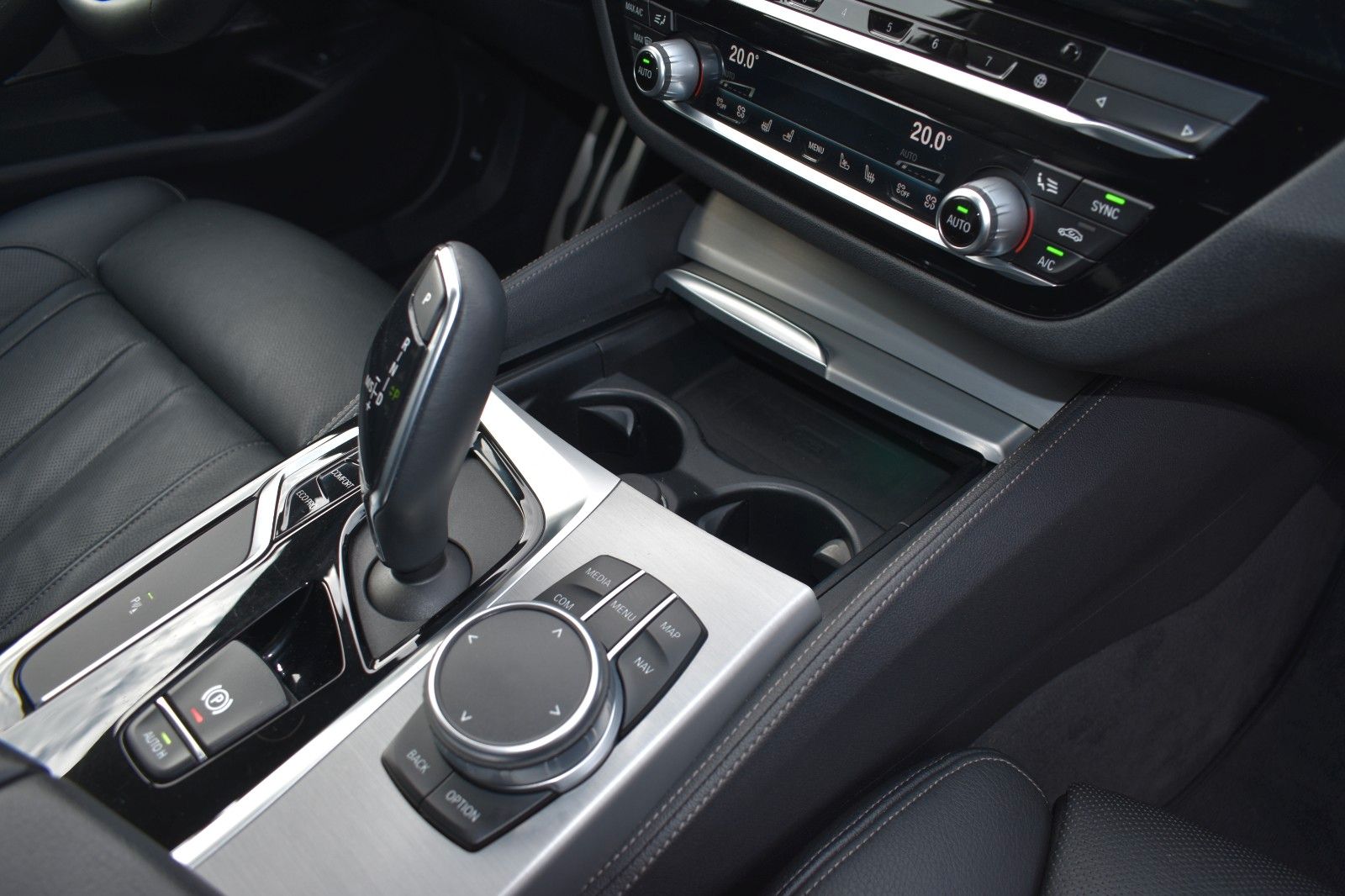 Fahrzeugabbildung BMW 540 d Touring xDrive M Sport HUD H&K Keyless go