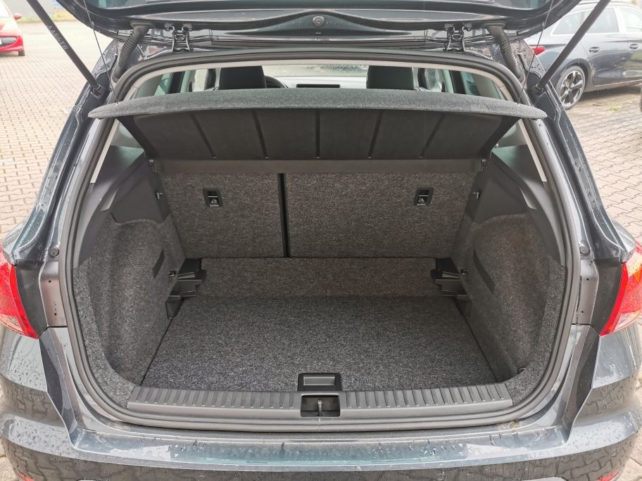 Fahrzeugabbildung SEAT Arona Style 1.0 TSI + SHZ + DAB + NAVI