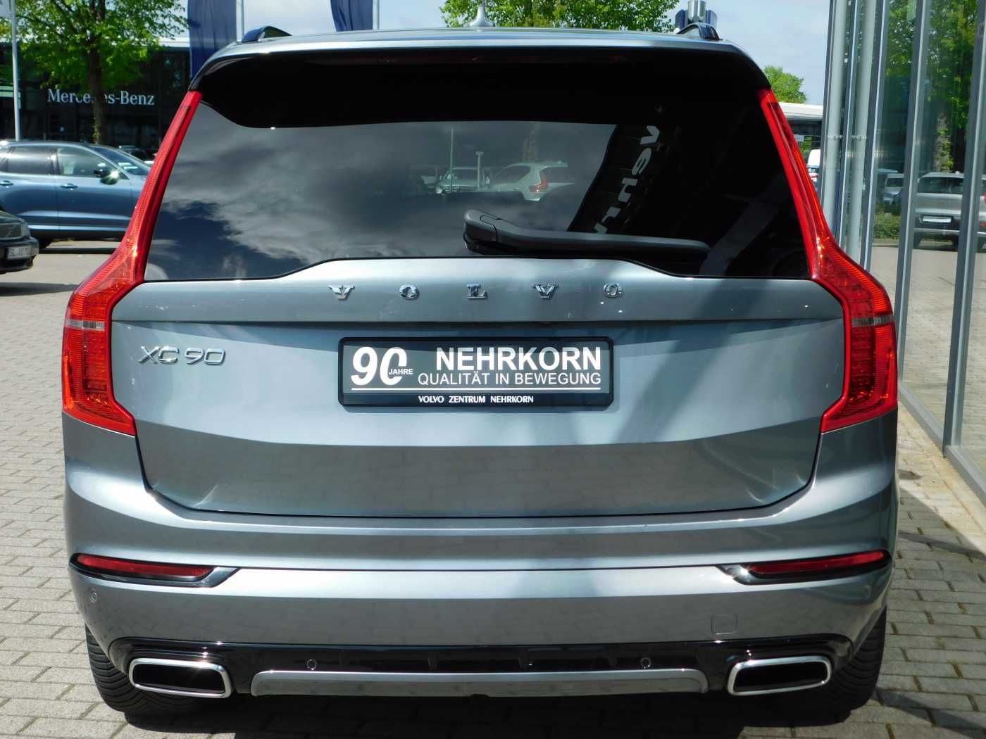 Fahrzeugabbildung Volvo XC90 Diesel B5 D AWD R-Design