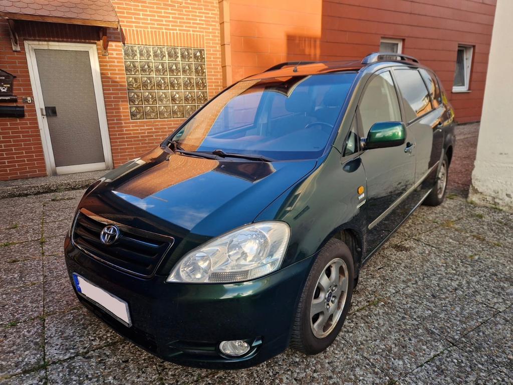 Toyota Avensis Verso 2.0 linea sol 7-Sitzer man linea