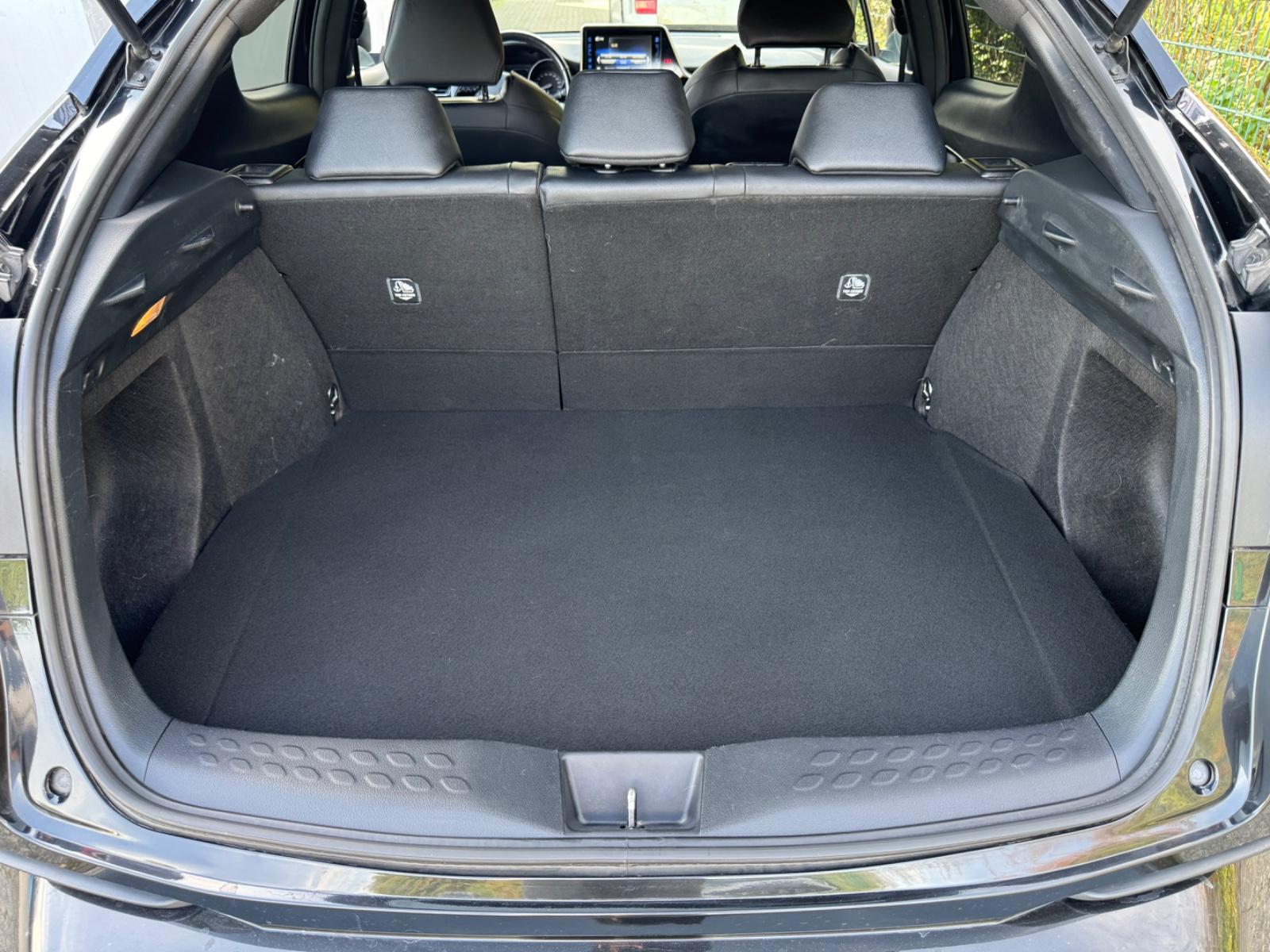 TOYOTA C-HR HYBRID 1.8 122CH - LOUNGE - BVM - HISTORIQUE ENTRETIEN COMPLET - 55.000 KMS
